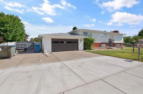 901 E Fiesta, Great Falls, MT, 59404-3763 | Card Image