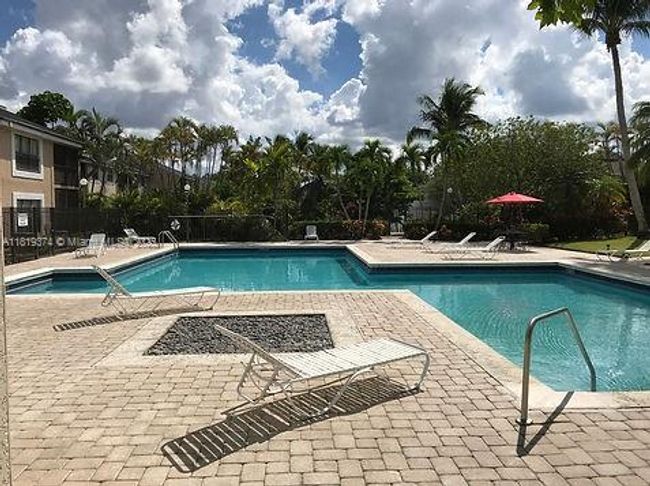 4011 - 4011 Nw 87 Th Ave, Condo with 1 bedrooms, 1 bathrooms and null parking in Sunrise FL | Image 16