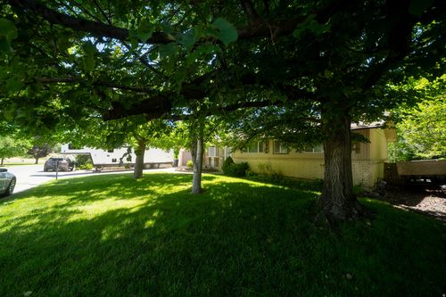281 Panoramic Dr, Hyrum, UT, 84319-1105 | Card Image