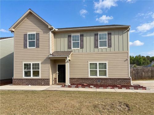 15 Regal Ln, Covington, GA, 30016-3211 | Card Image