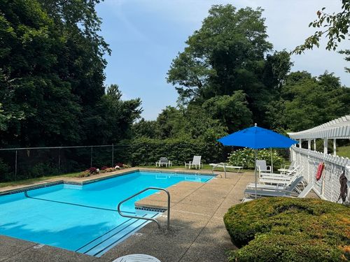 46-46 Ober Rd, Newton, MA, 02459-3160 | Card Image