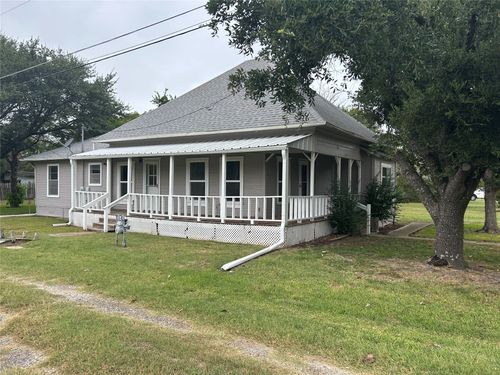 302 N Commerce St, Savoy, TX, 75479-2149 | Card Image