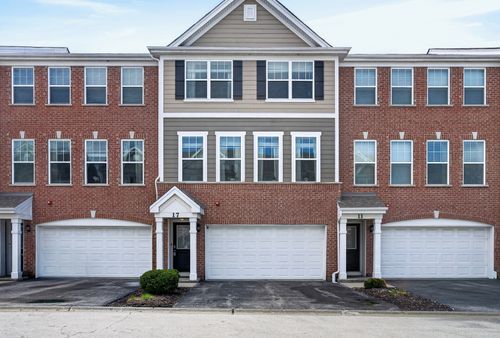 17 Grey Wolf Dr, Wheeling, IL, 60090-2879 | Card Image