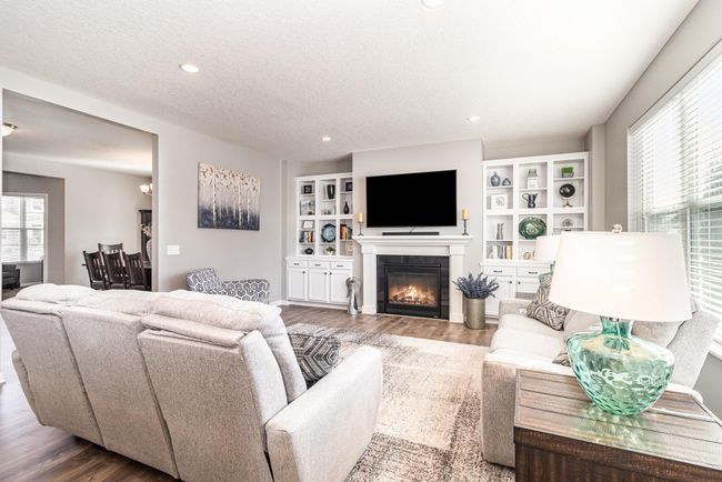 4739 Prairie Dunes Way, House other with 5 bedrooms, 4 bathrooms and null parking in Eagan MN | Image 4