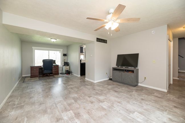 Living Room | Image 10