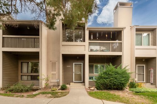 5686 S Park Pl E, Holladay, UT, 84121-1264 | Card Image