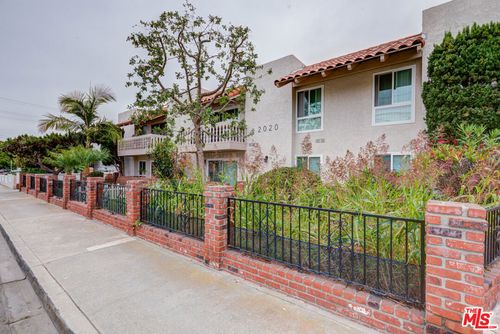 apt-203-2020 Graham Ave, Redondo Beach, CA, 90278-1940 | Card Image