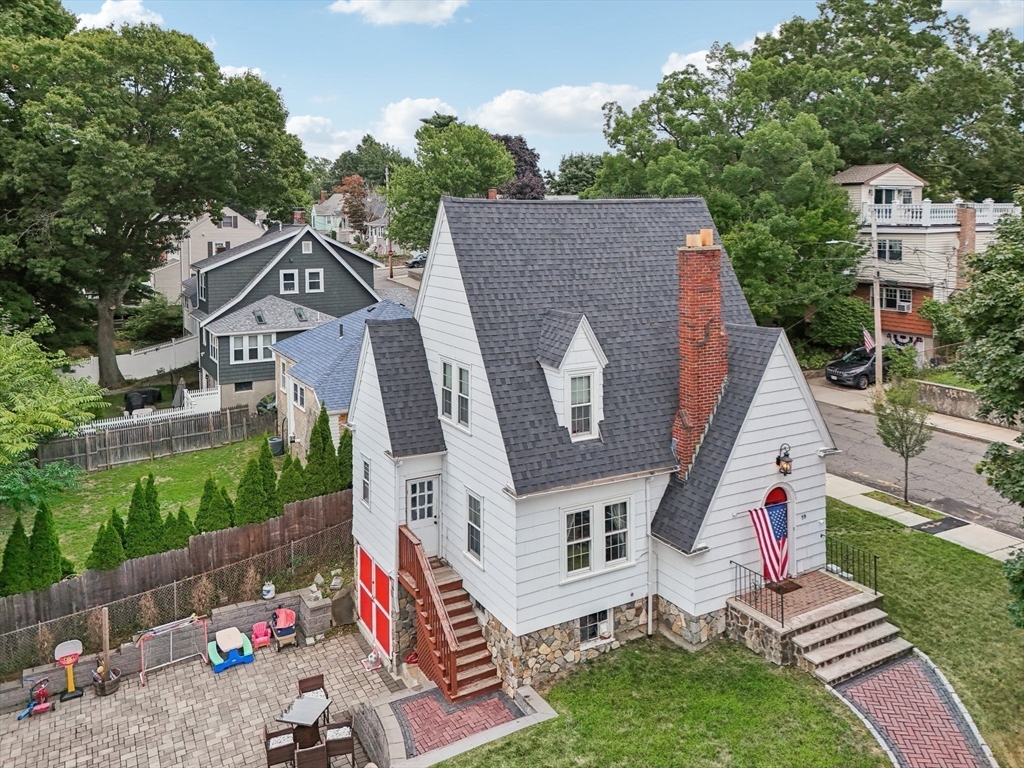 Hemlock Rd, West Roxbury, MA 02132