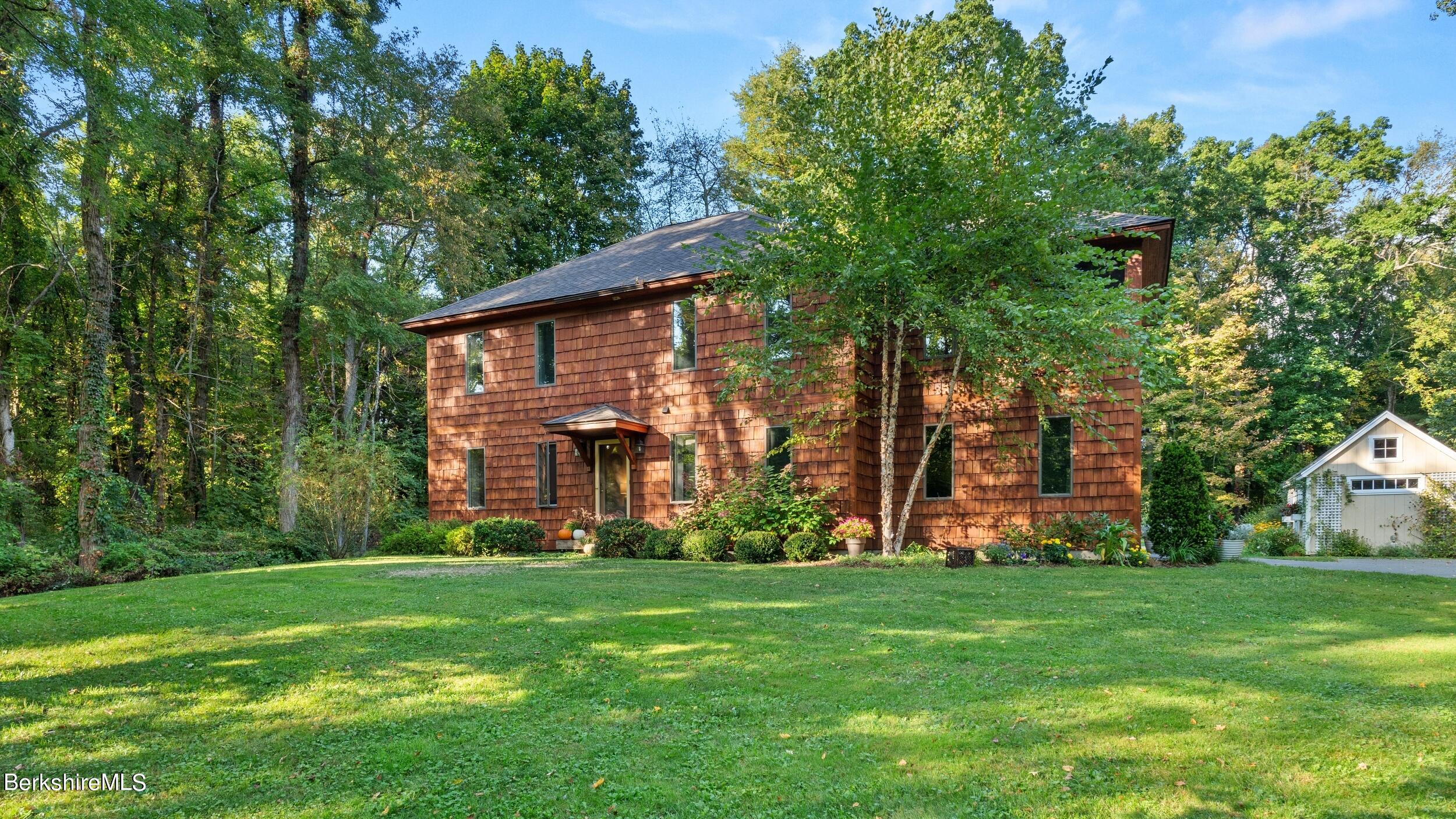 Hillsdale Rd, Great Barrington, MA 01230