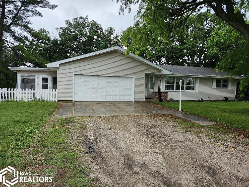 Berkhimer Dr, Humboldt, IA 50548