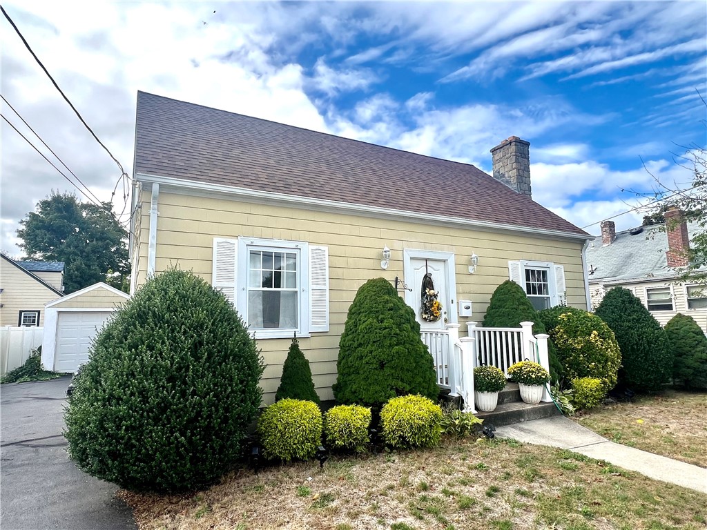 Mount Vernon Blvd, Pawtucket, RI 02861