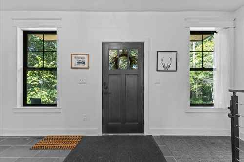 77 Two Ponds Rd, Warren, VT, 05674-4404 | Card Image