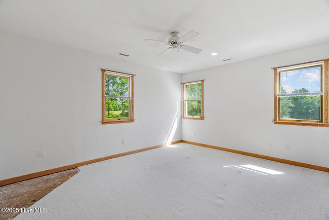 104 Perrys Way, House other with 3 bedrooms, 3 bathrooms and 7 parking in Grandy NC | Image 27