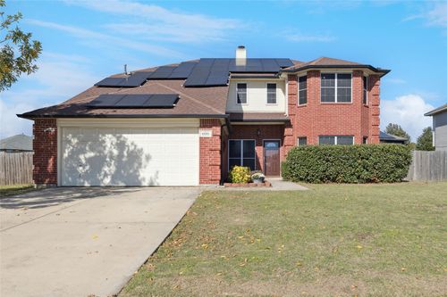 1116 Grand Central Pkwy, Saginaw, TX, 76131-4946 | Card Image