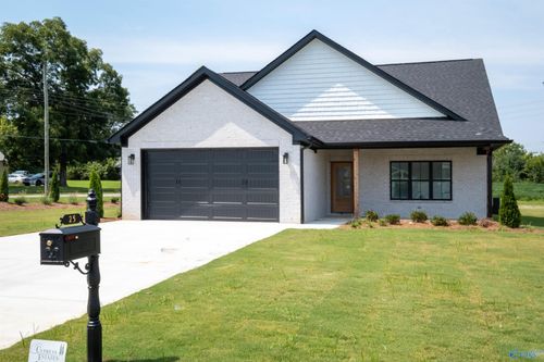 25 Monterey Drive, Albertville, AL, 35950 | Card Image