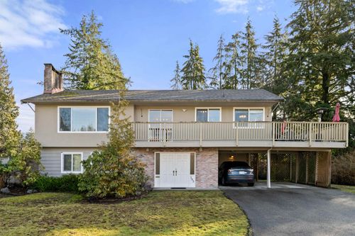 783 Vinedale Rd, North Vancouver, BC, V7K1A1 | Card Image