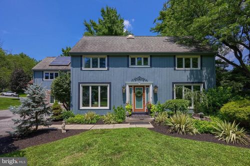 2 Whitcraft Dr, LITITZ, PA, 17543-9150 | Card Image