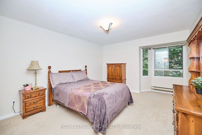 201 - 5 Niagara St, Condo with 2 bedrooms, 1 bathrooms and 1 parking in Grimsby ON | Image 13