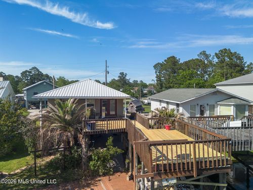 6273 Shawnee St, Kiln, MS, 39556-8153 | Card Image