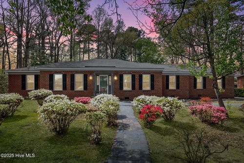 3303 Ellsworth Dr, Greenville, NC, 27834-4945 | Card Image