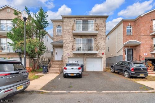 1-13 Lisa Ct, Newark, NJ, 07112-2986 | Card Image