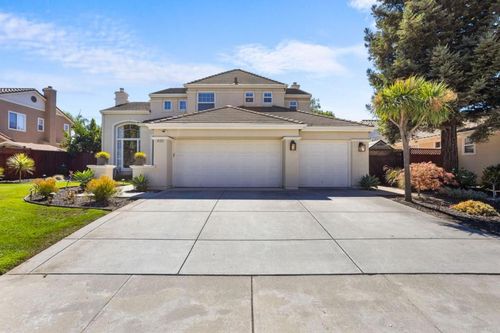 19127 Legend Ct, Morgan Hill, CA, 95037 | Card Image