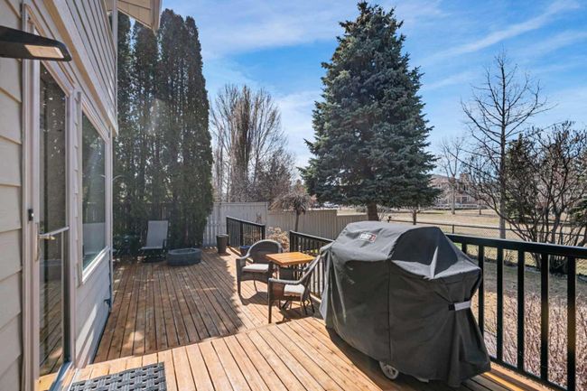 1251 Deer River Circle Se, Home with 4 bedrooms, 3 bathrooms and 2 parking in Calgary AB | Image 41