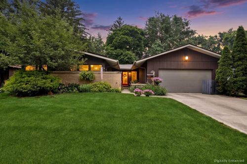 125 N Park Blvd, Glen Ellyn, IL, 60137-5715 | Card Image