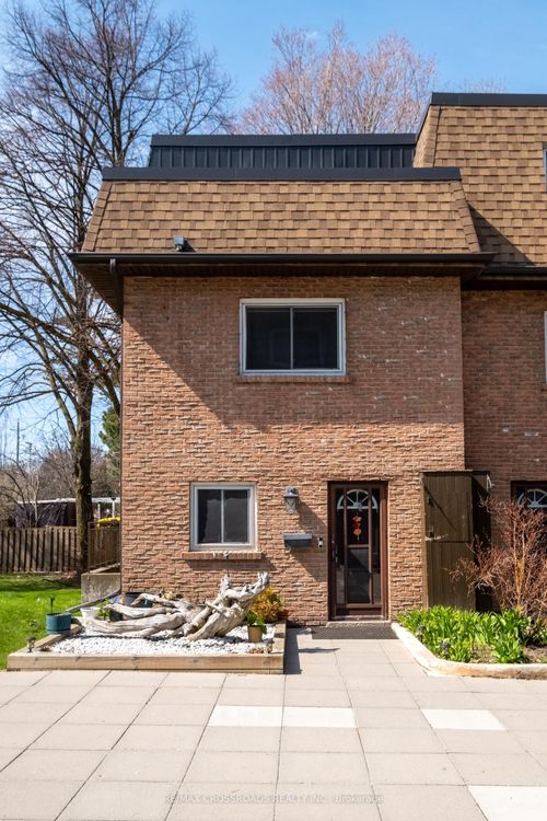 7-20 Hainford Street, Scarborough, ON, M1E4X8 | Card Image