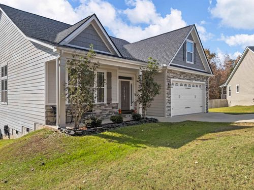 580 Canewood Ln, Campobello, SC, 29322-8451 | Card Image