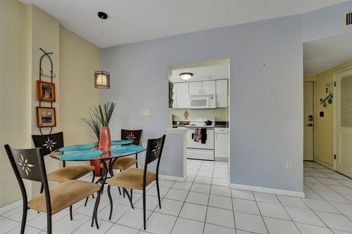 316-341 N Birch Rd, Fort Lauderdale, FL, 33304-4281 | Card Image