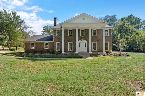 2904 Smallhouse Rd, Bowling Green, KY, 42104-4354 | Card Image