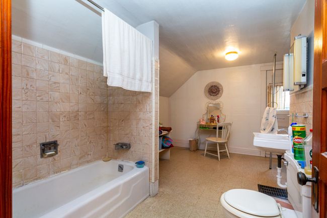 36858 Goddard Rd, House other with 4 bedrooms, 2 bathrooms and null parking in Romulus MI | Image 20