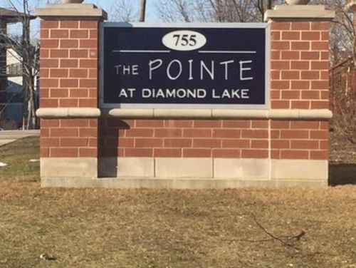 303-755 Diamond Lake Rd, Mundelein, IL, 60060-3551 | Card Image
