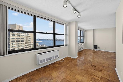 apt-42b-7002 Kennedy Blvd E, Guttenberg, NJ, 07093-4955 | Card Image