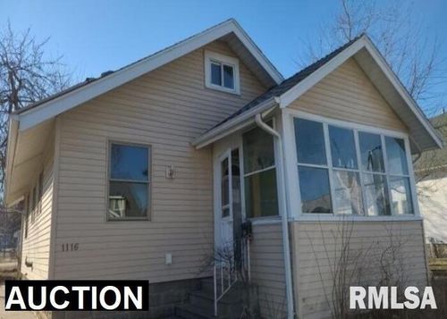 1116 10th St Nw, Cedar Rapids, IA, 52405-2412 | Card Image