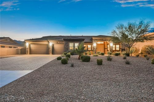 5841 Michelli Crest Way, Las Vegas, NV, 89149-1274 | Card Image