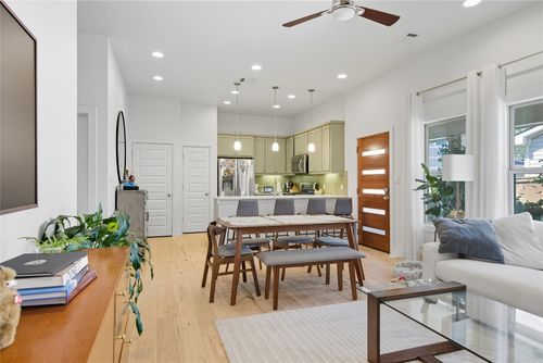 apt-b-2007 Sl Davis Ave, Austin, TX, 78702-2265 | Card Image