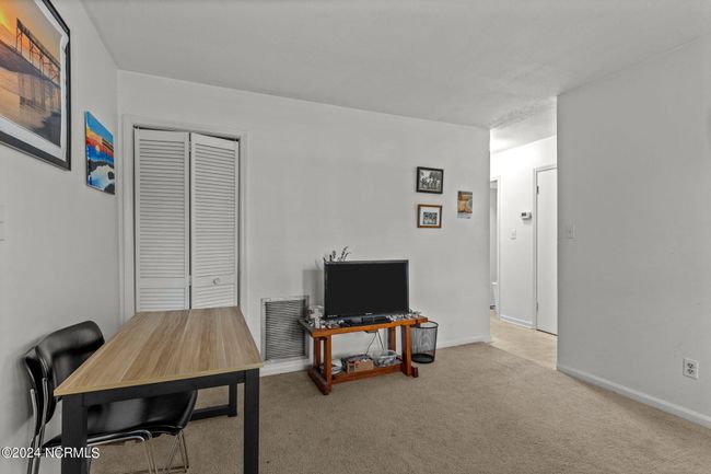west unit | Image 12