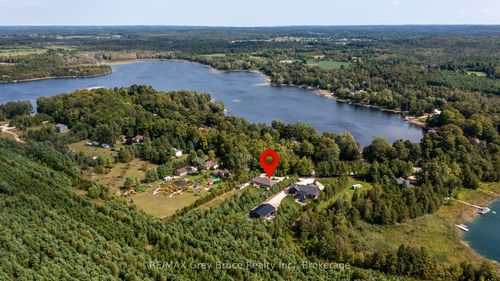 135 Mccullough Lake Dr, Williamsford, ON, N0H2V0 | Card Image