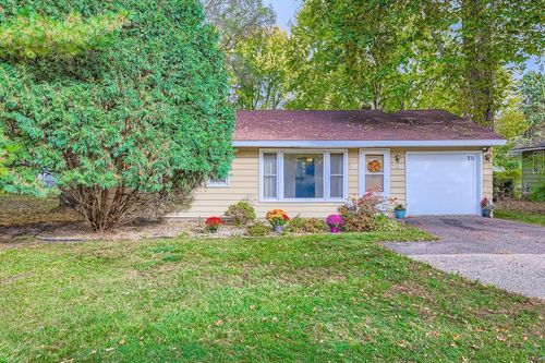731 Berwood Ave, Vadnais Heights, MN, 55127-5105 | Card Image