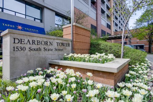 421-1530 S State St, Chicago, IL, 60605-2967 | Card Image