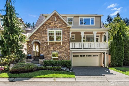 16517 Se 66th St, Bellevue, WA, 98006-5434 | Card Image