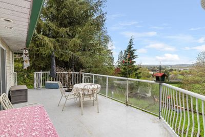 39150 Old Yale Rd, House other with 4 bedrooms, 2 bathrooms and 9 parking in Abbotsford BC | Image 2