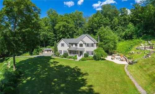 260 White Deer Rocks Rd, Woodbury, CT, 06798-3505 | Card Image