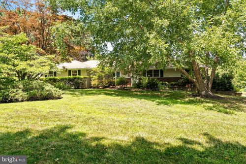 18 Edgewood Rd, Robbinsville, NJ, 08691-1128 | Card Image