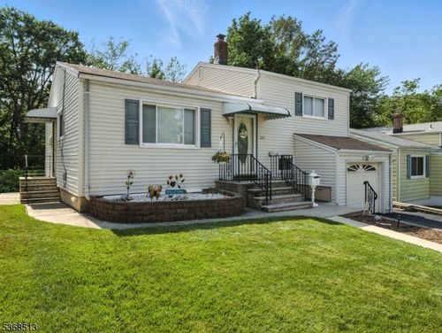 233 Fairway Ave, Belleville, NJ, 07109-1401 | Card Image