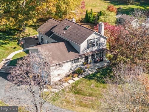 7 Richard Wilson Dr, COATESVILLE, PA, 19320-5102 | Card Image