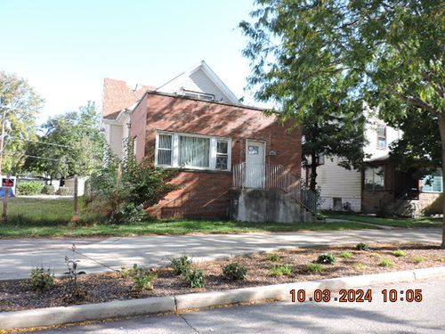 6218 Lincoln Avenue, Morton Grove, IL, 60053 | Card Image