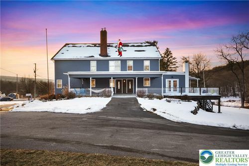 521 Greenview Dr, Saylorsburg, PA, 18353-8270 | Card Image